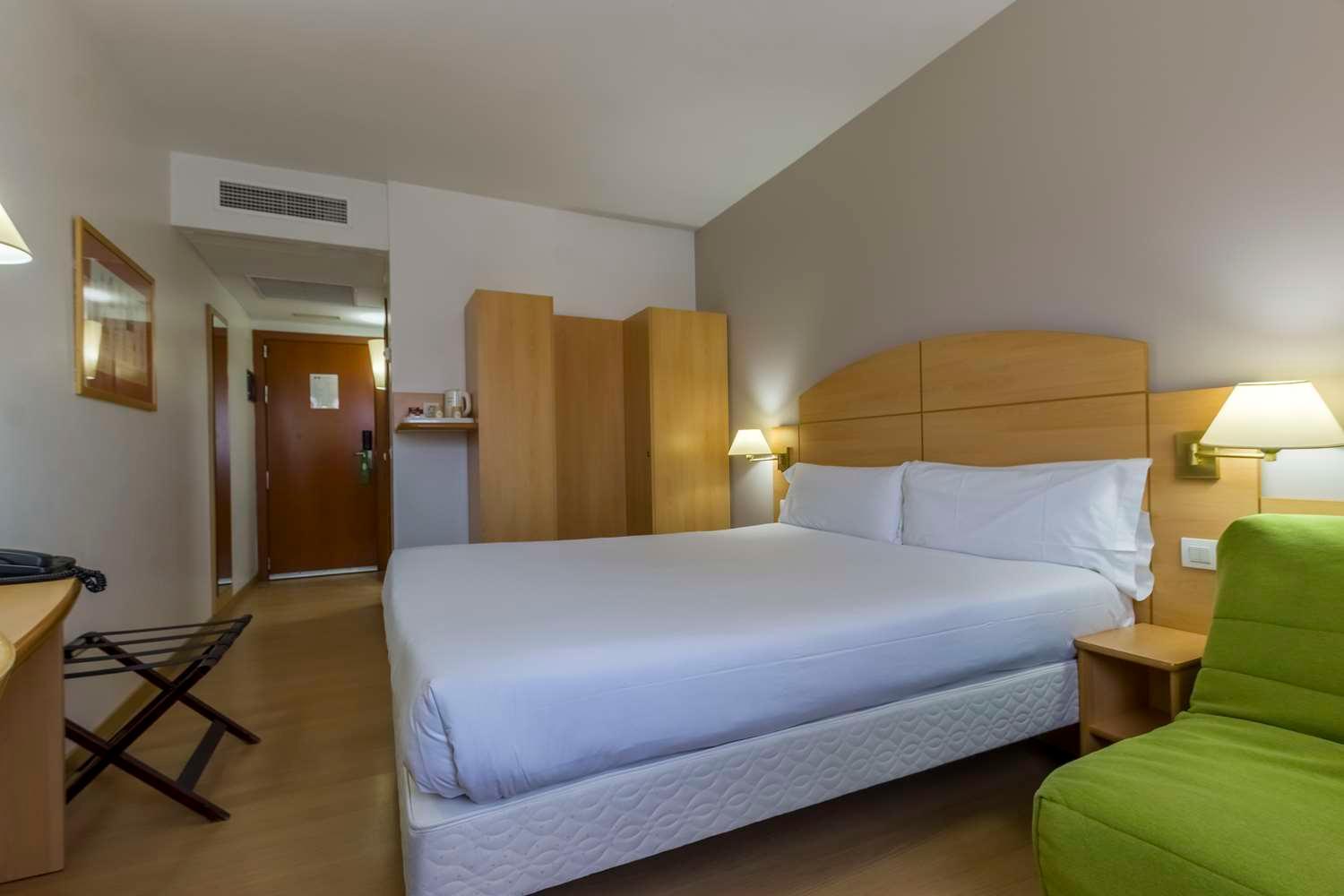 Travelodge Madrid Alcalá de Henares Exteriör bild